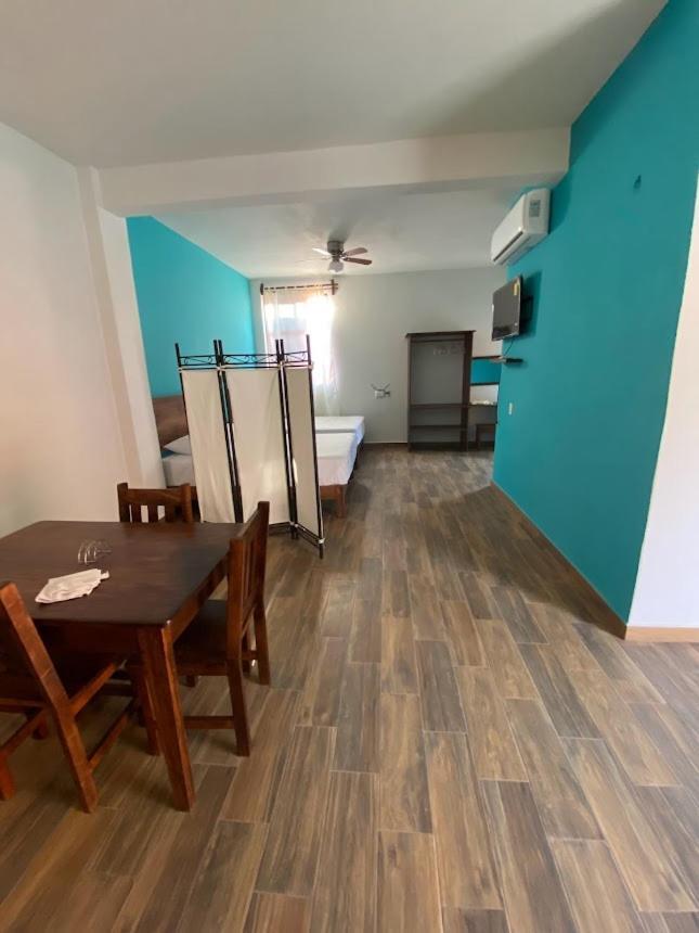 Casa Suites Minizoo Пуэрто-Эскондидо Экстерьер фото