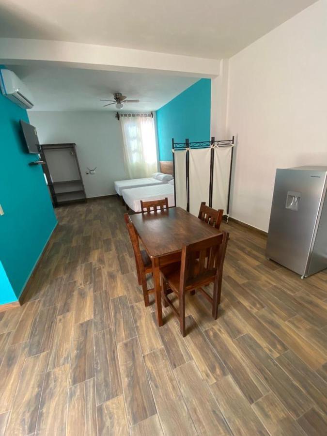 Casa Suites Minizoo Пуэрто-Эскондидо Экстерьер фото